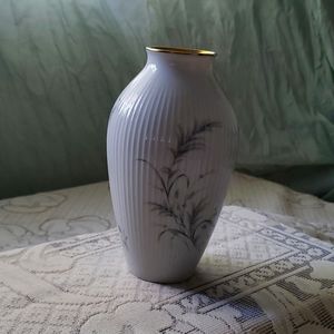 Vintage Tomas Vase